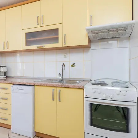 Nada Apartman *